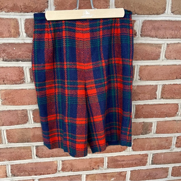 Handmade excellent quality plaid shorts for winter attire approximate size S-M - Picture 1 of 7